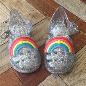 NWOT Gap gel shoes (4)